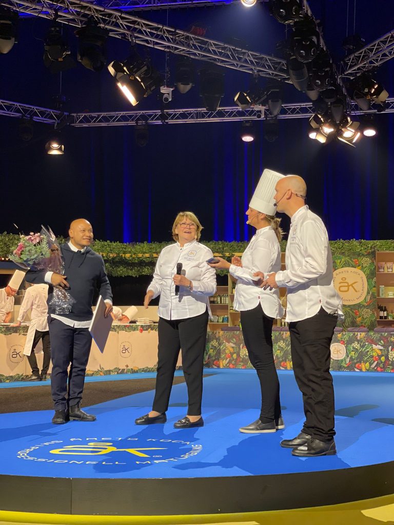 Stjärnkocken och krögaren Sayan Isaksson som tar emot Karin Franssons Mentorspris 2022